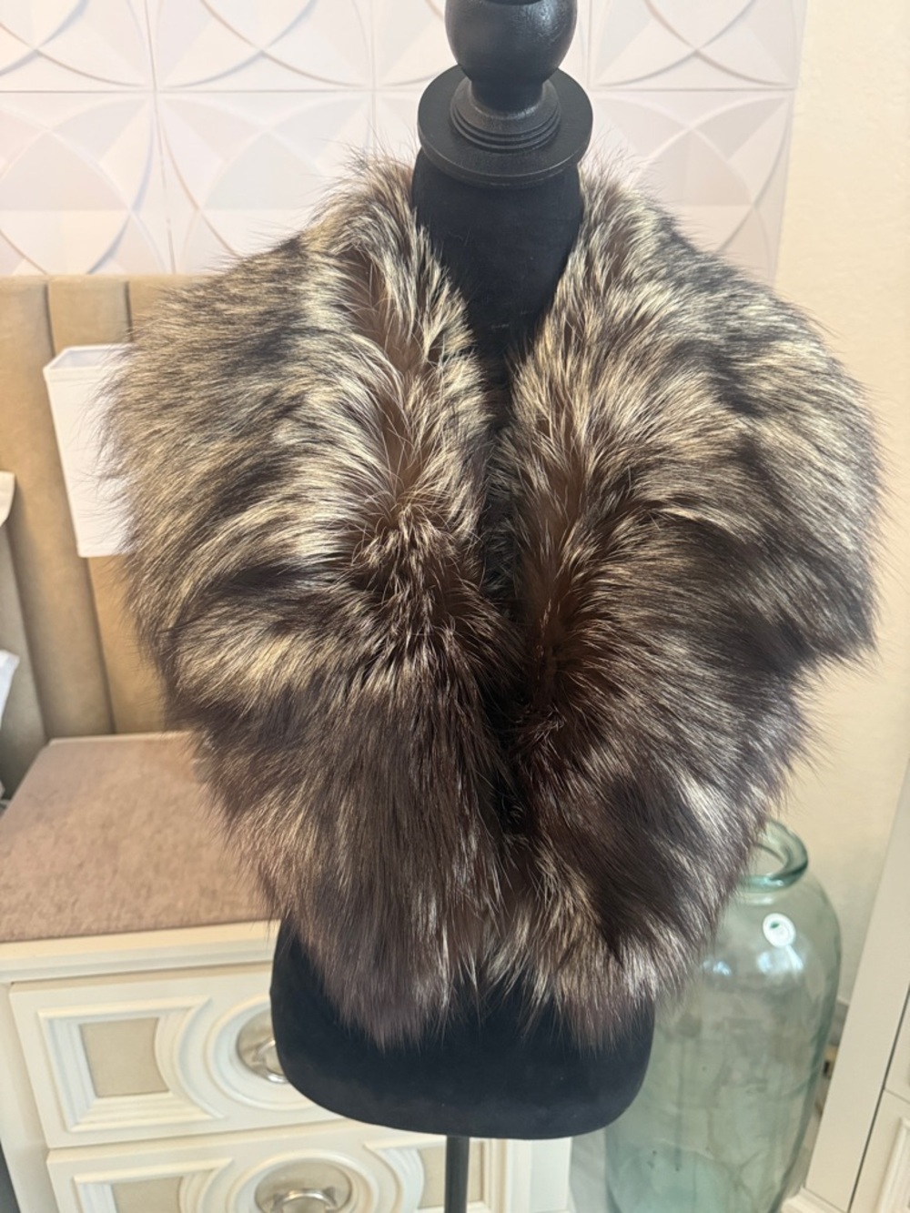 Genuine silver fox fur thick clip on collar